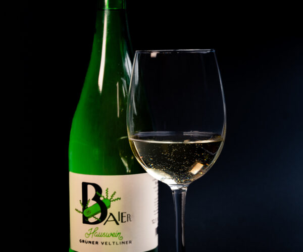 Weißer Hof-Wein, Grüner Veltliner trocken, direkt vom Weingut Baier, Weinviertel, fruchtig und leicht